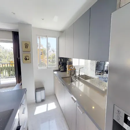Modern Sea-side For 6 *
